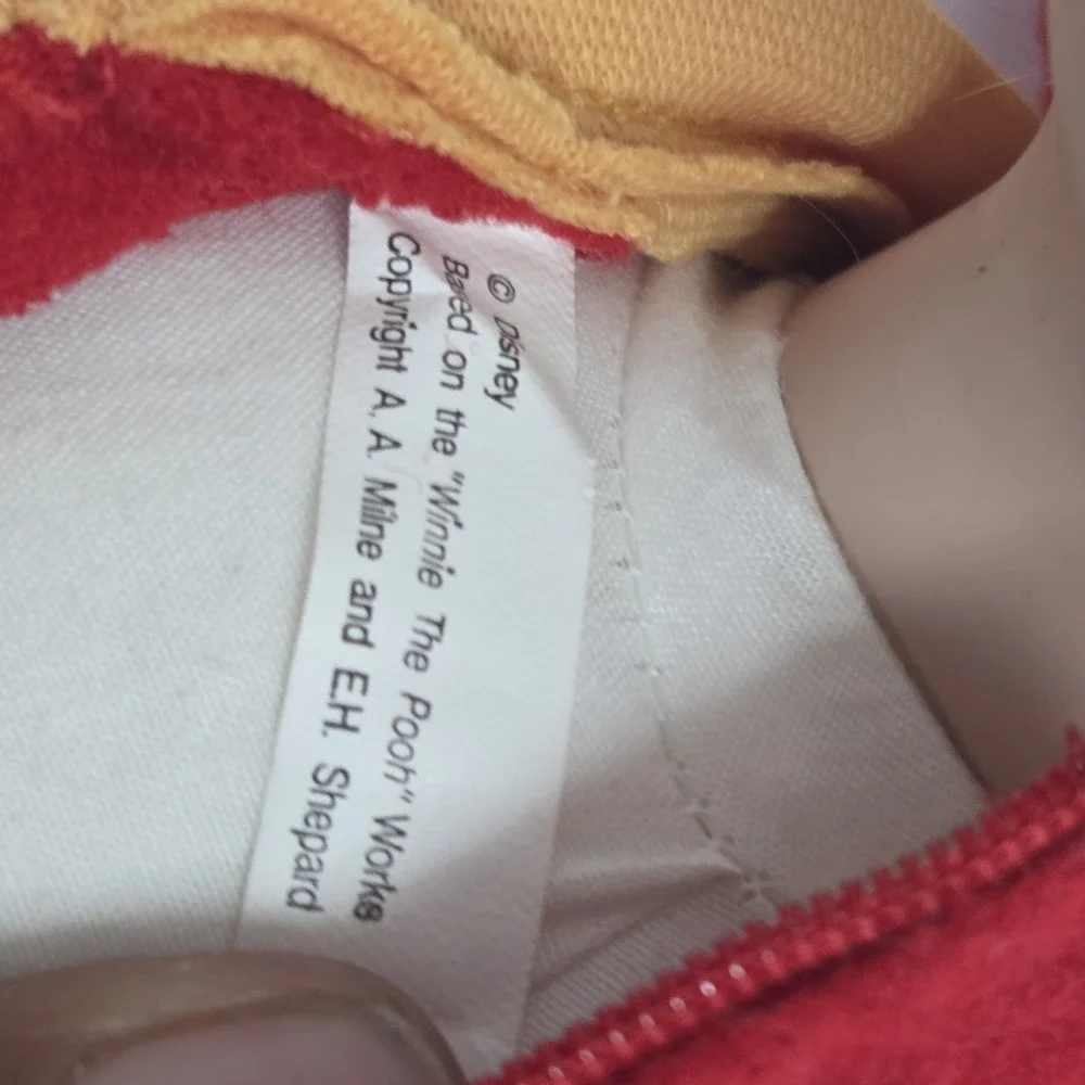 Ashton Drake Disney Porcelain Baby Doll Winnie The Pooh Red Sleeper Vintage 18